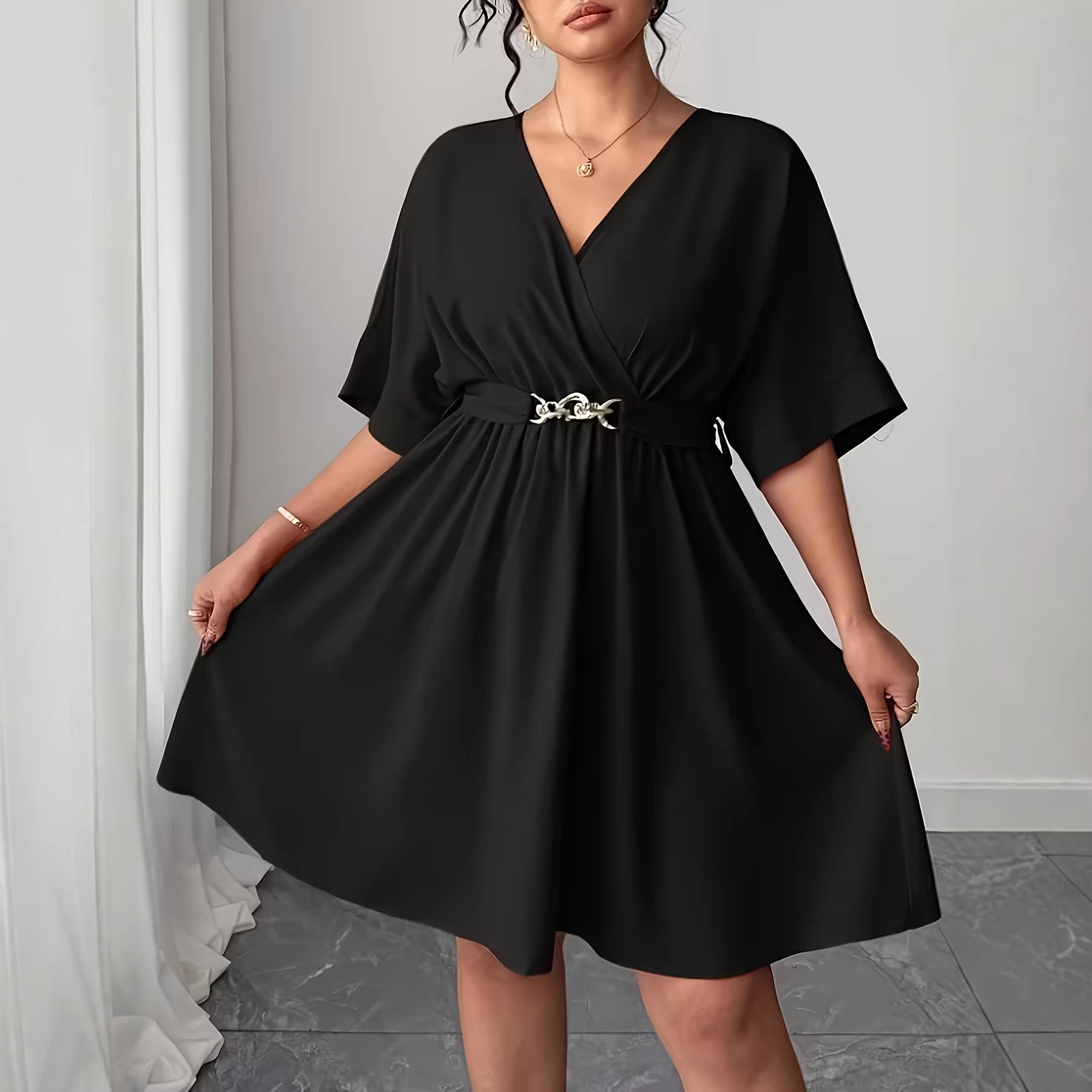Plus-size New Springsummer Solid-color V-neck Loose-fit Lace-up Womens Dress